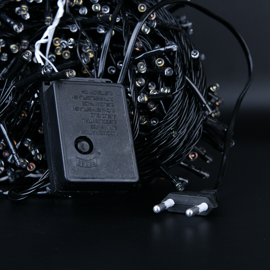 Светодиодная гирлянда Нить 1000 Led черная проволока 50 метров мультик